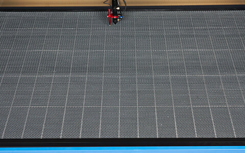 honeycomb cutting table